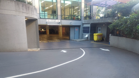 ENT-Lane 1-GF Little Cribb Street