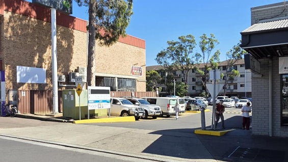 ENT-Lane 1-GF Hughes Street