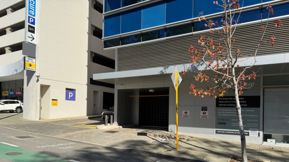 ENT-Lane 1-GF Murray Street