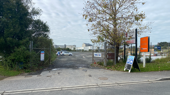 ENT-Lane 1-GF Rankin Avenue