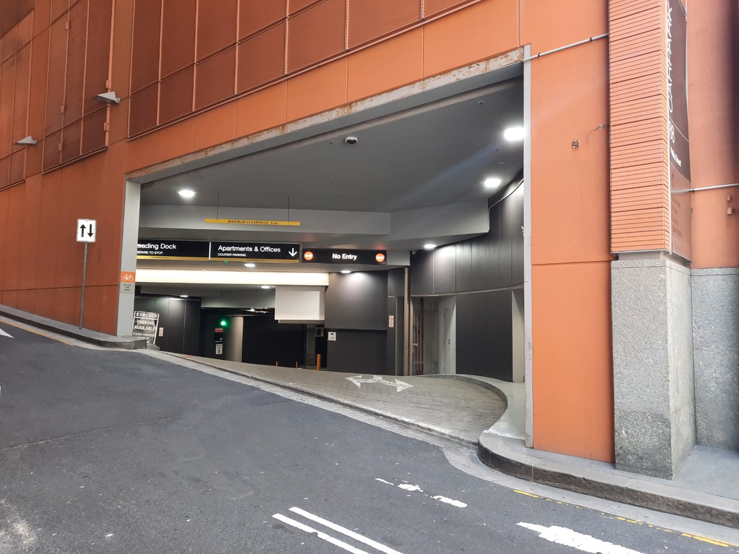 ENT-Lane 1-GF Phillip Street 