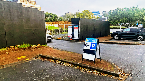 ENT-Lane 1-GF Channel View Road