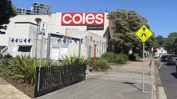  ENT-Lane 1-GF Dee Why Parade