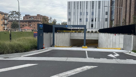 ENT-Lane 1-GF Goulburn St